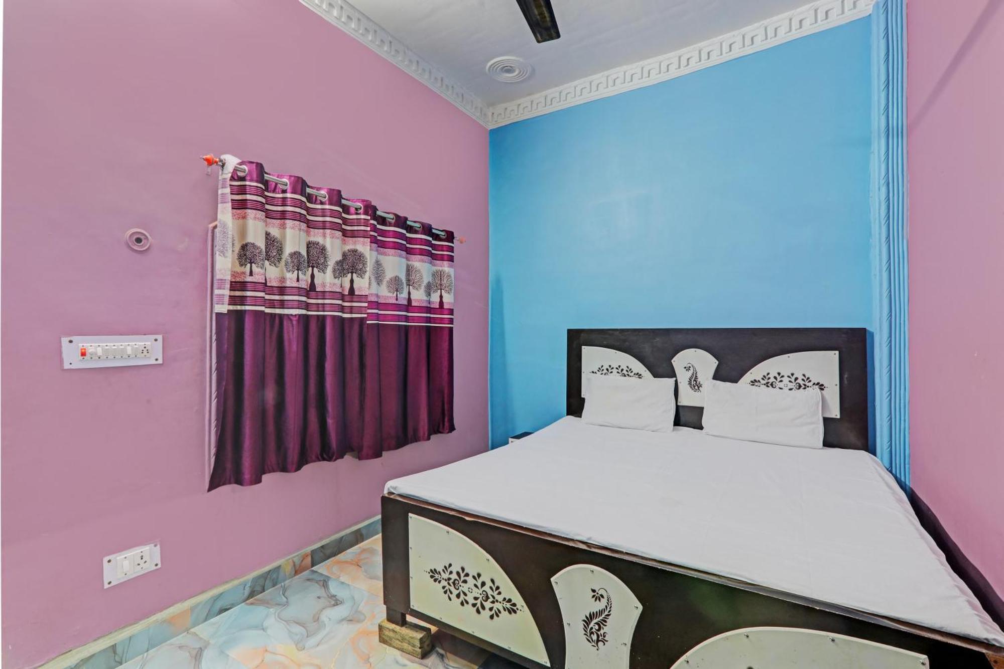 Hotel O Home Om Marriage Hall Ayodhya Exteriör bild