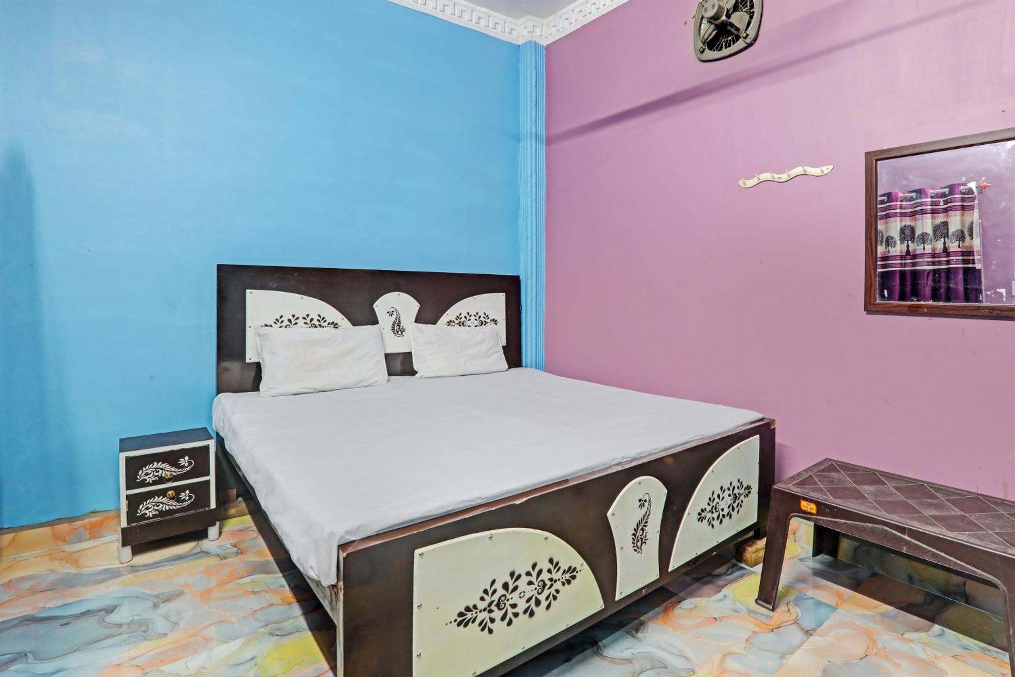 Hotel O Home Om Marriage Hall Ayodhya Exteriör bild